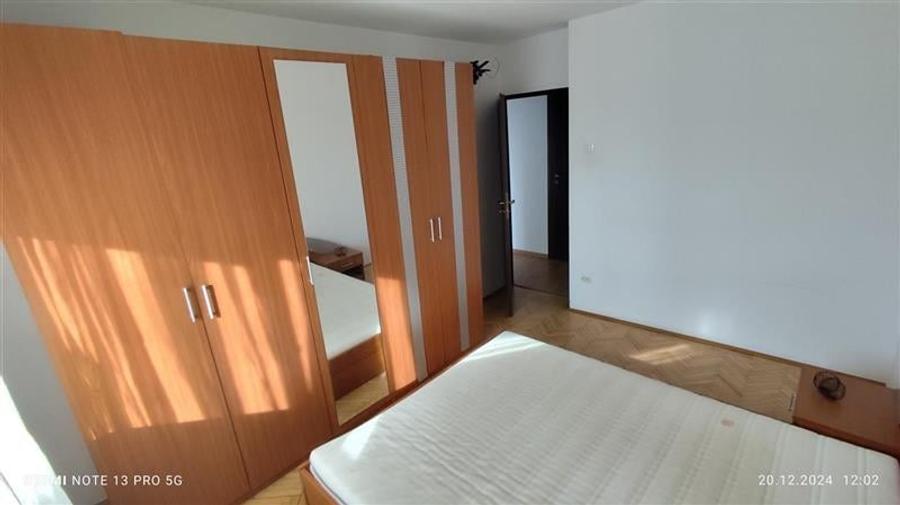 Apartament 3 camere 2 bai zona Ultracentrala - 4