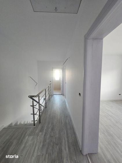 Casă cu 3 camere cu Teren 200 Mp în Central