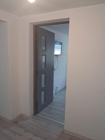 Casă cu 3 camere cu Teren 1500 Mp în Central