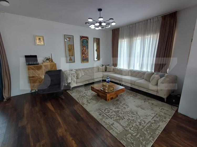 Casă cu 6 camere si piscina, Bulai - Moara - 7