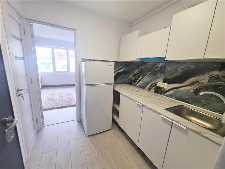Garsonieră semidecomandată în Răcădău