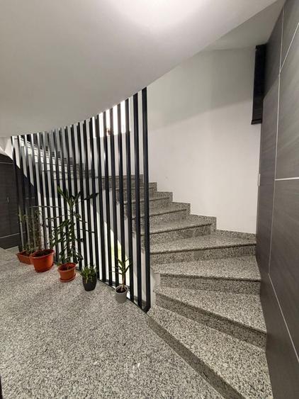 Apartament cu 4 camere decomandat în Iancu Nicolae
