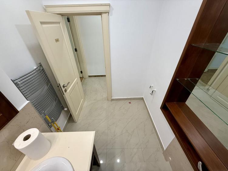 Birou, de 37.209999084473 mp, în Primăverii