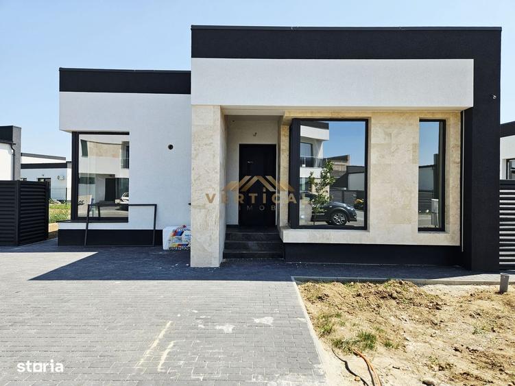 Casă cu 3 camere în Berceni
