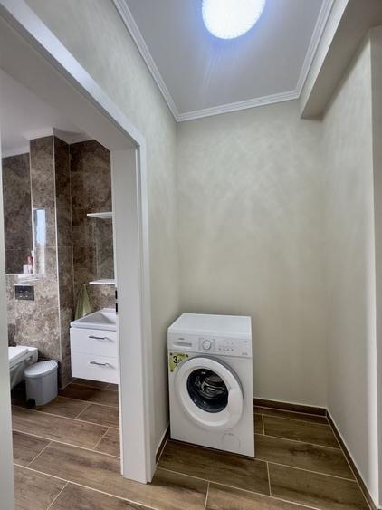 Apartament cu 2 camere semidecomandat în Giroc