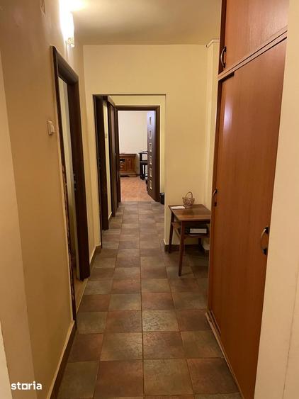 Apartament cu 4 camere în Central