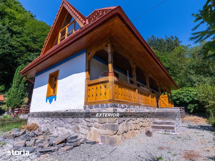 Casă cu 4 camere cu Teren 242 Mp în Firiza