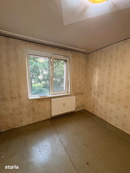 Apartament cu 2 camere decomandat în Crângași