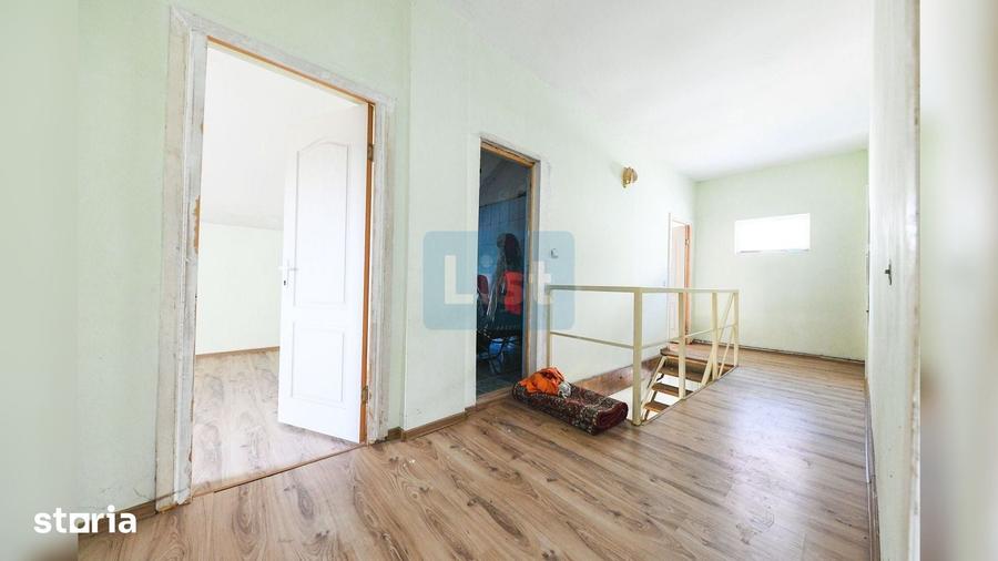 Casă cu 5 camere cu Canalizare în Iris