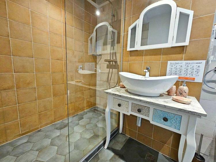 Apartament cu 2 camere semidecomandat în Gheorghieni