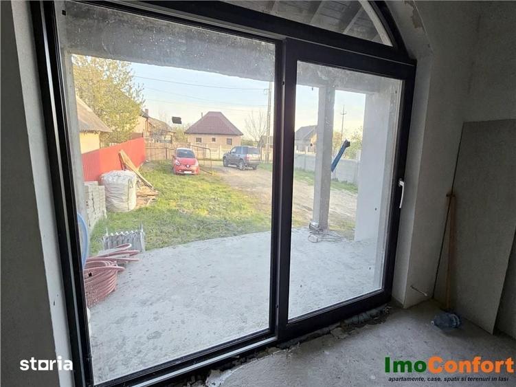 Casă cu 6 camere cu Teren 1600 Mp în Sirețel