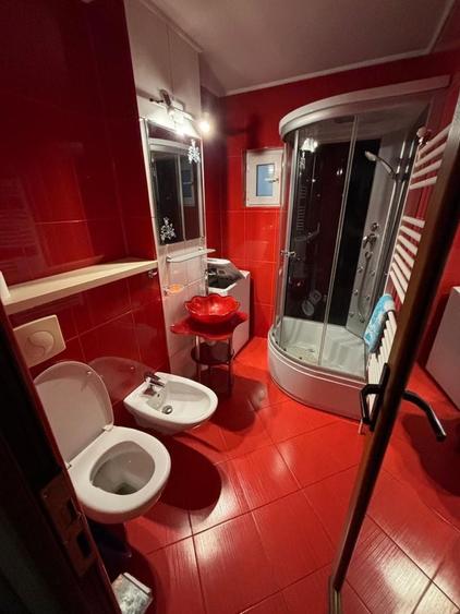 Apartament cu 2 camere în Micro 39