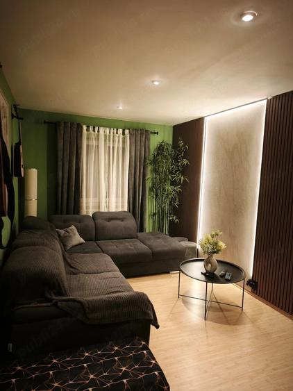 Apartament cu 4 camere decomandat în Govândari