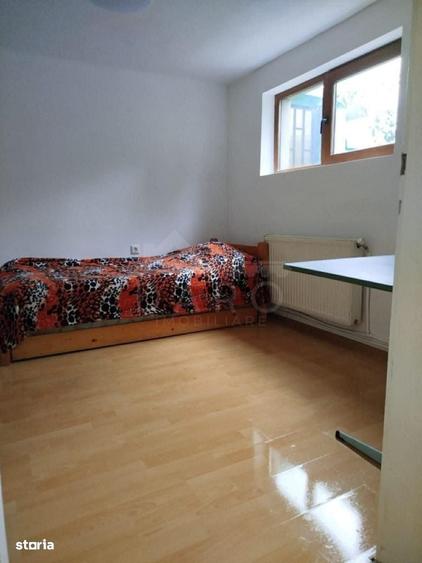 Casă cu 4 camere cu Teren 421 Mp în Central