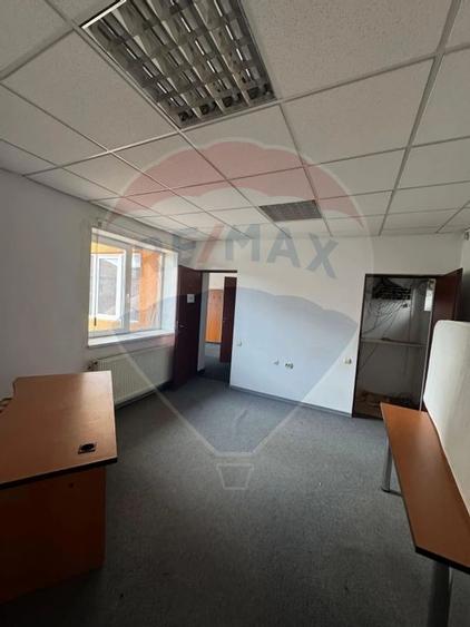 Casă  cu 5 camere de închiriat în zona Marasti, Piața 1 Mai - 9