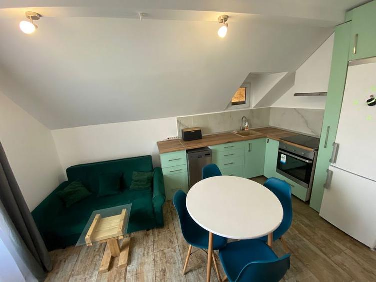 Proprietar inchiriez apartament cu 3 camere - 1