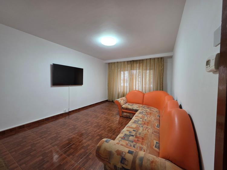 Titan,str.Ciucea,7 minute metrou 1 Decembrie 1918 - 6