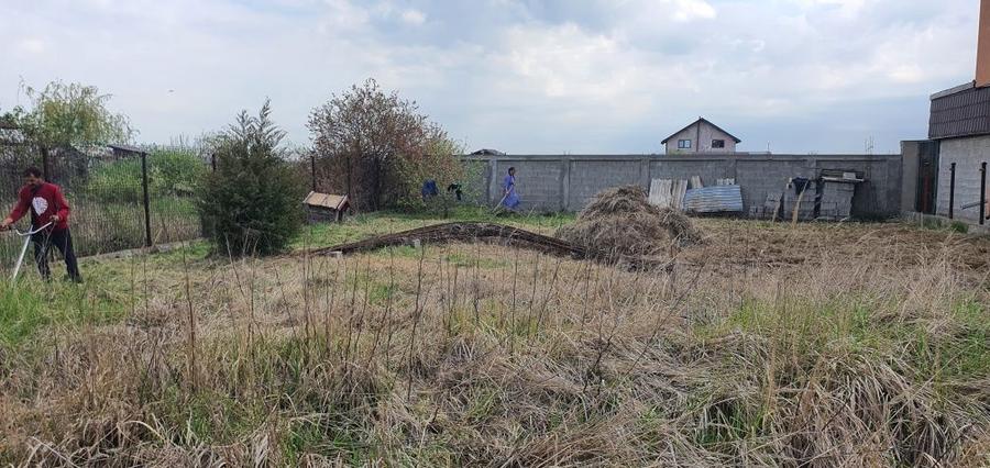 Vand teren cu imprejmuire si proiect casa - 2