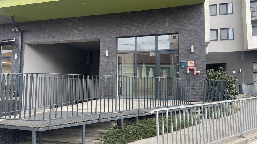 SPATIU COMERCIAL DE INCHIRIAT, PRIMA SUCEVEI - 3