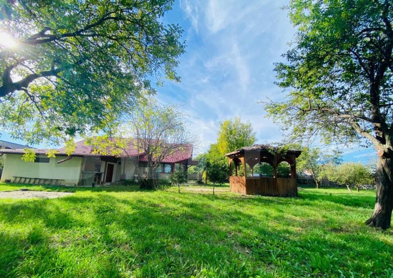 Casa superba Valenii de Munte , Teren Generos 2031 mp ! - 7