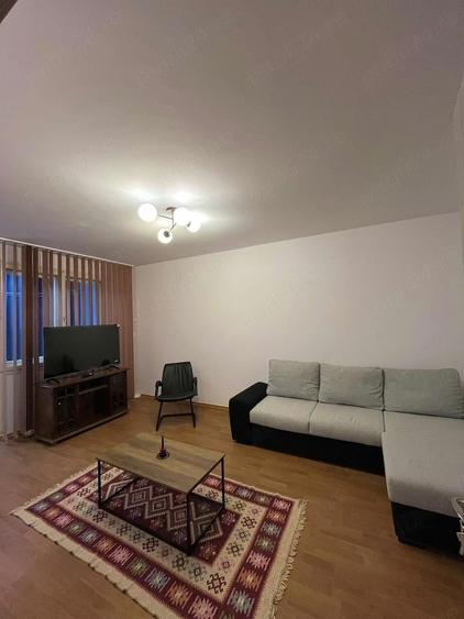 Oferta spre inchiriere Apartament 2 cam decomandat Grand Arena - 3