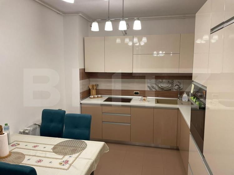 Apartament impecabil, 2 camere, 70 mp, in Tractorul - 5