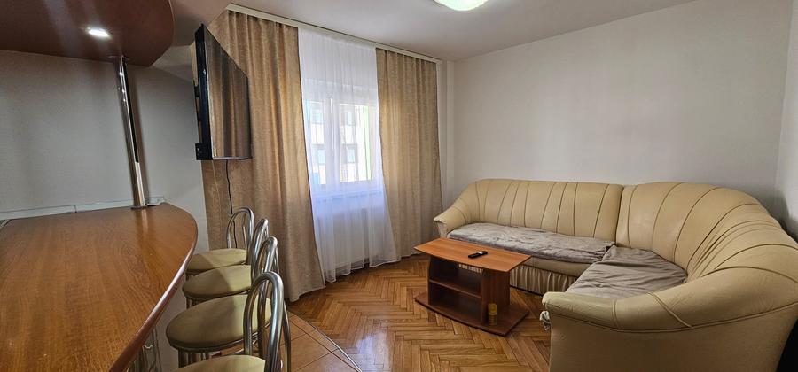 Apartament cu 3 camere decomandat în Vasile Aaron
