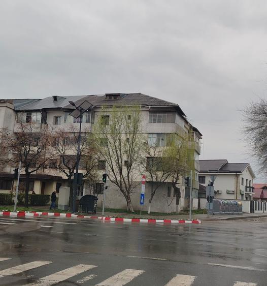 Apartament 2camere decomandat/de inchiriat 300 - 1