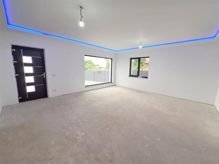 Casa P+M noua în Hemeius  design modern, constructie de calitate - 5