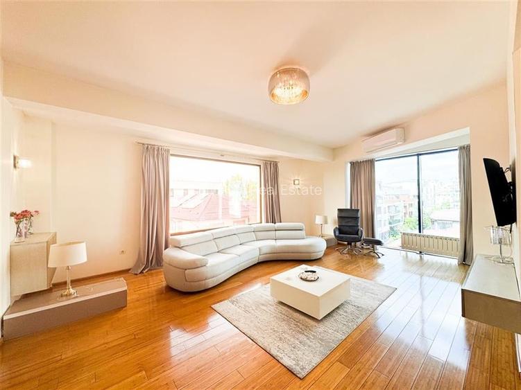 Apartament de inchiriat 3 camere Herastrau