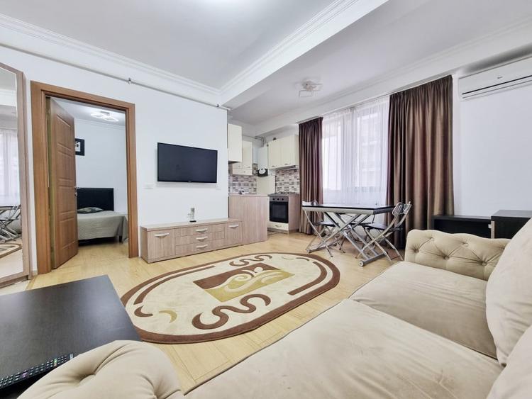 Apartament cu parcare privata si vedere catre lac in centrul statiunii - 2