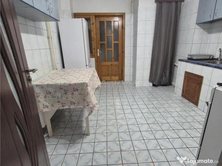 2 camere, decomandat, etaj 5 din 10, Bd.Unirii Sud -comision - 4