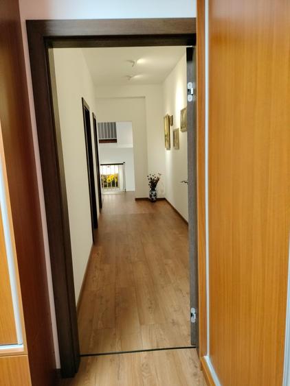 casa superba, zona linistita, accesibil, cu mansarda locuibila de 100mp. - 29