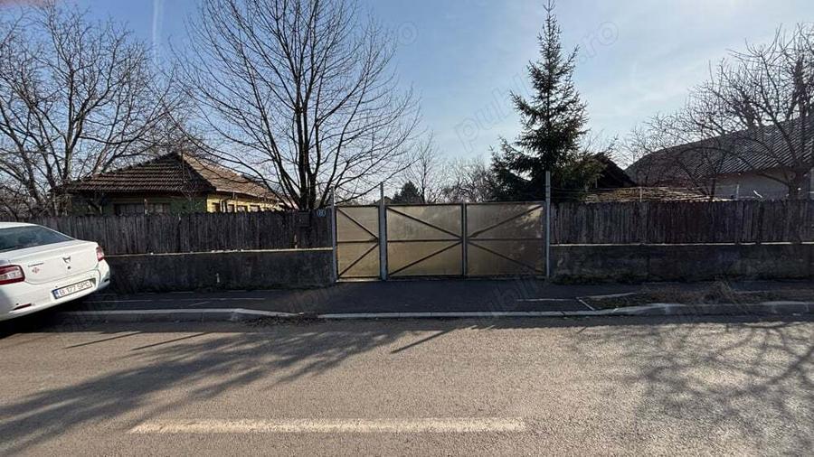 PROPRIETAR - Vand teren + casa comuna Dascalu - 2