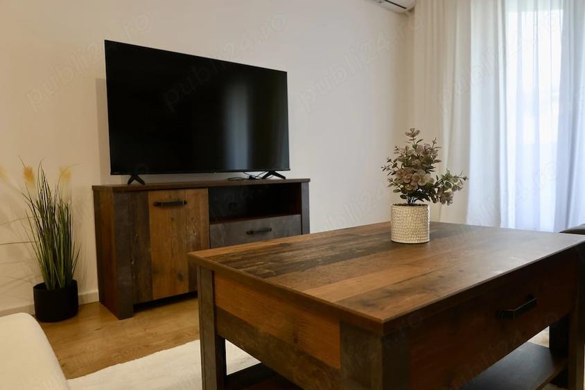 Apartament cu 2 camere semidecomandat în Florești