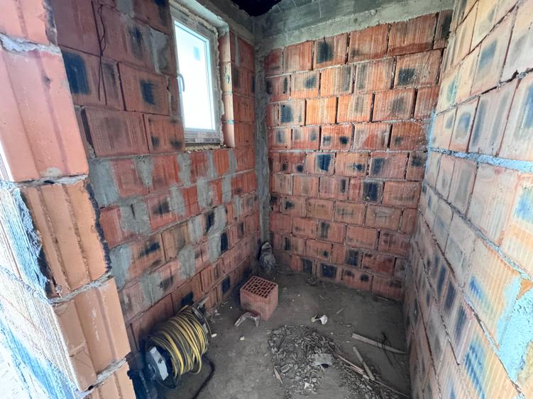 Casa P+1+Pod situata in Allegria. 4 cam. Util 105mp. teren 210 mp - 9