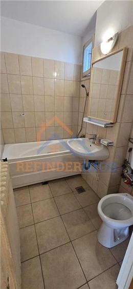 Apartament de vanzare cu 3 camere, zona Titan - 8