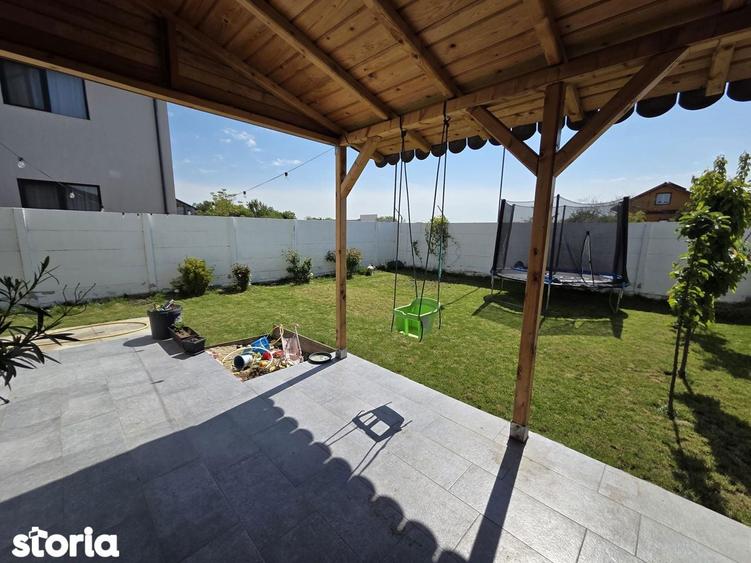 Casa duplex cu 4 camere, P+1 ?i mansarda, curte 260mp, PRET NEGOCIABIL - 1