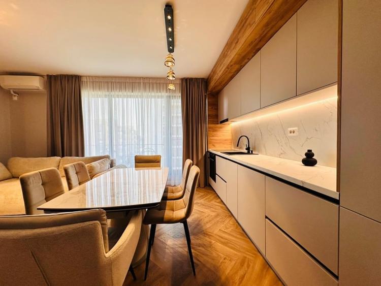 AP 3 CAM | STRAULESTI | DAMAROAIA | MOBILAT UTILAT | SCOALA GENESIS | - 1