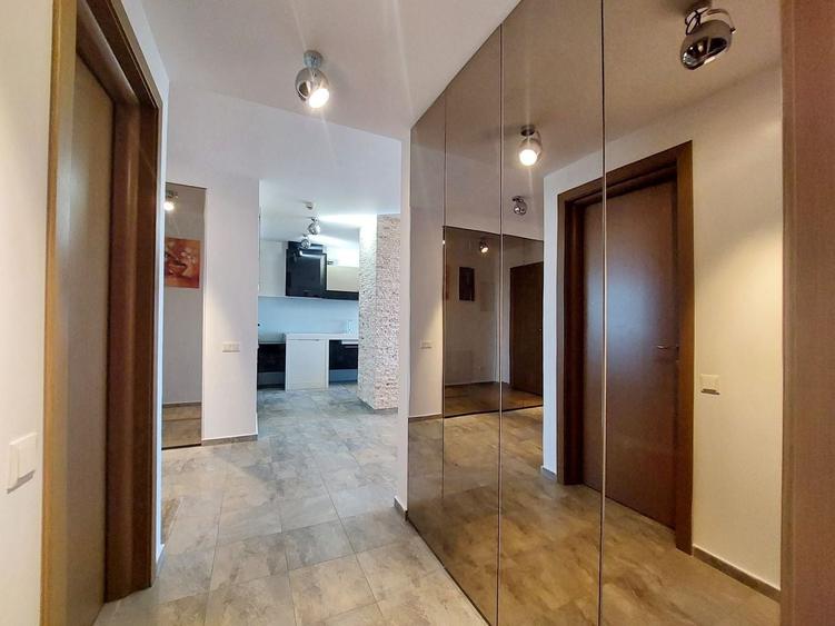 Apartament cu 2 camere decomandat, mobilat în Drumul Poienii