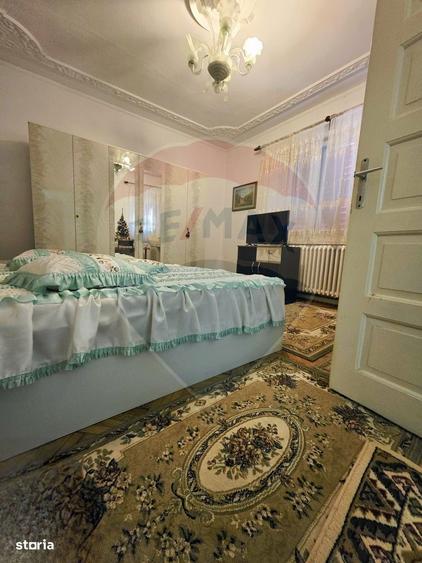 Casa cu 5 camere de vanzare in centrul orasului Talmaciu - 5