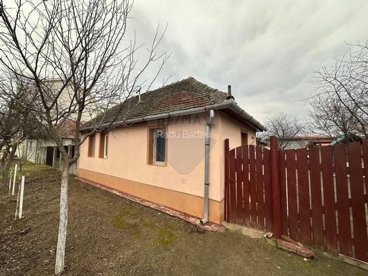 Casă individuală cu 4 camere în Felnac