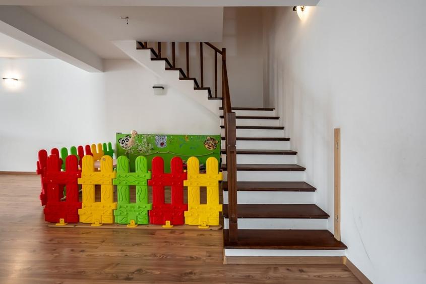 VANZARE VILA 12 CAMERE POPESTI LEORDENI – DRUMUL FERMEI – COMISION 0% - 19