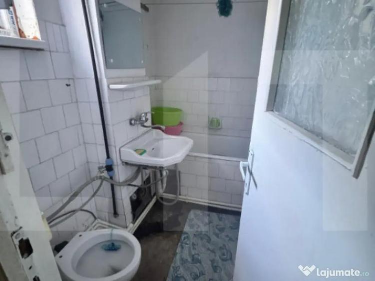 Apartament ultra-central, perfect pentru reamenajare dupa p - 3