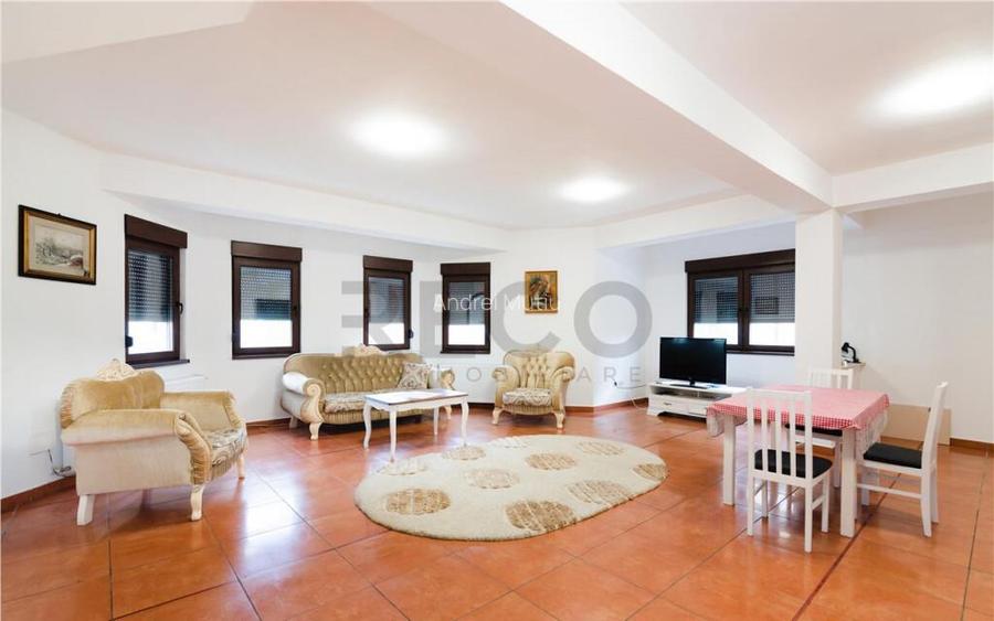 RECO Casa 5 dormitoare, 2 bai, Paleu