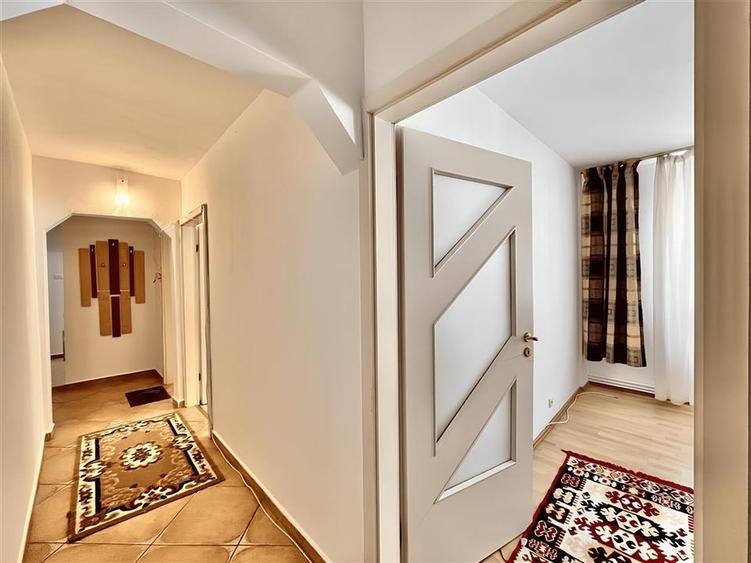 Apartament Decomandat cu 3 Camere si 2 Bai in Racadau - 9