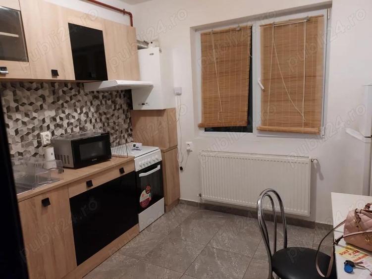 Particular inchiriez garsoniera Bragadiru Leroy Merlin - 3