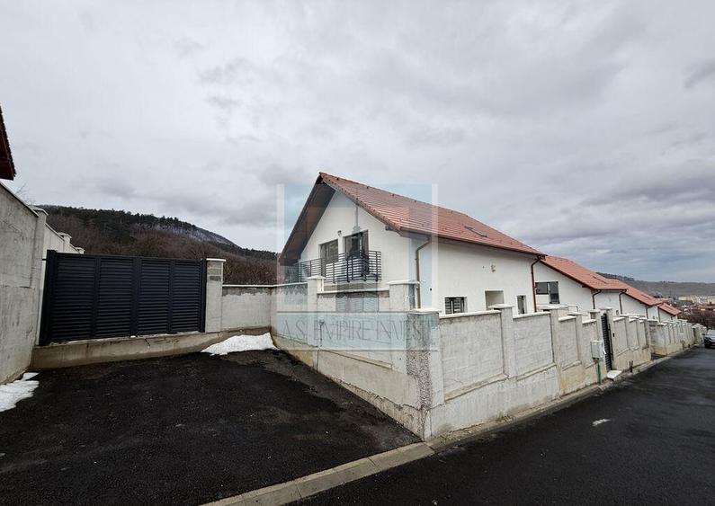 Casa/Villa , 5 camere, singur in curte - oras Codlea/Brasov - 2