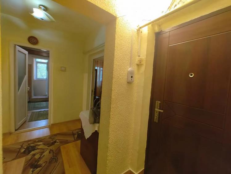 Zona 10 Nivele - Calarasi | 3 Camere | Decomandat | Centrala - 7