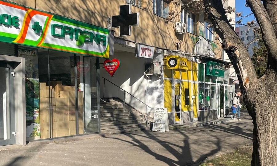 Vand Spatiu comercial stradal 34mp sector 5 ideal de investitie! - 1